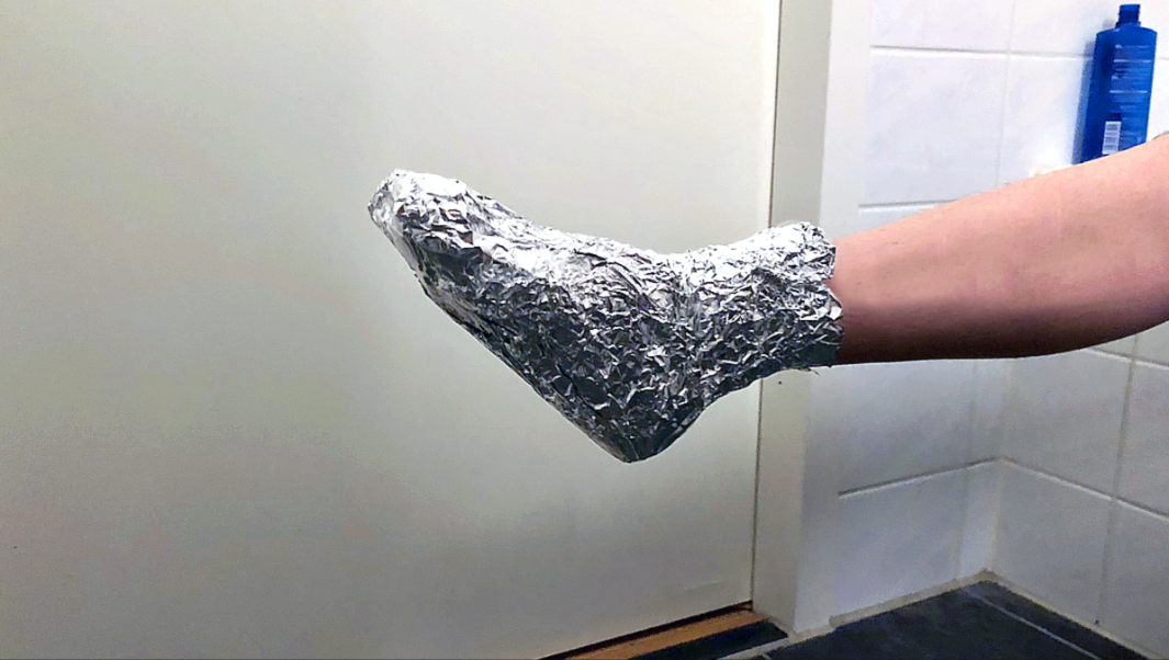 aluminium_foil_wrapped_around_feet
